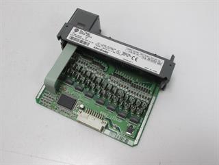 ik-industry/pd/allen-bradley-1746-0b32-ser-d-output-module-1746-ob32-top-zustand-76872-2.jpg