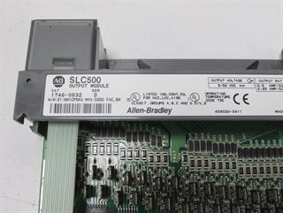 ik-industry/pd/allen-bradley-1746-0b32-ser-d-output-module-1746-ob32-top-zustand-76872-3.jpg