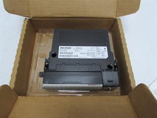 ik-industry/pd/allen-bradley-1756-ib32b-dc-32-input-module-1756ib32-b-unused-ovp-71709-2.jpg