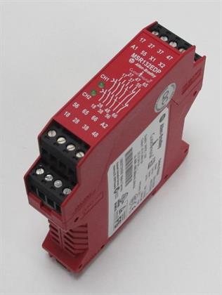 allen-bradley-msr132edp-440r-e23160-ser-a-24vdc-15w-safety-relay-top-zusatnd-53593-1.jpg