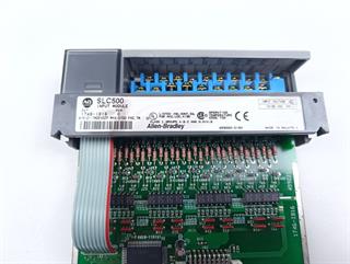 ik-industry/pd/allen-bradley-slc500-1746-ib16-ser-c-input-module-top-zustand-65296-4.jpg