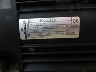 ik-industry/pd/baumueller-ds-71-k-250919-servomotor-43kw-3000min-1-getriebe-i-7-top-zustand-64280-4.jpg