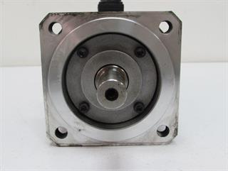 ik-industry/pd/elau-servomotor-sb10540040519sr164eokn-id-no-19192404-006-top-zustand-70753-3.jpg