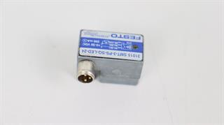 ik-industry/pd/festo-induktive-naeherungsschalter-31015-smt-3-ps-sq-led-24-top-zustand-59468-2.jpg