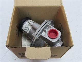 ik-industry/pd/krom-schroeder-gik-20r02-5-gas-gleich-druckregler-03155122-unused-ovp-54716-2.jpg