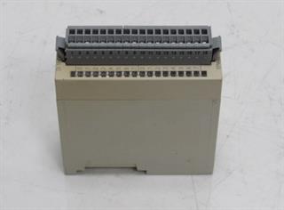 ik-industry/pd/lenze-epm-t211-di-16xdc24v-epmt211-top-zustand-52586-2.jpg