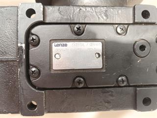 ik-industry/pd/lenze-servomotor-mdsksrs056-33-mit-gks04-3y-vak-056-getriebe-top-zustand-63382-5.jpg