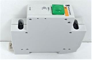 ik-industry/pd/merlin-gerin-multi9-v-green-indicating-light-250v-qty-12-unused-und-ovp-52049-3.jpg