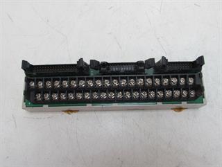 ik-industry/pd/omron-xw2b-40j6-2b-control-service-terminal-block-top-zustand-77240-2.jpg