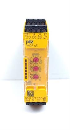 ik-industry/pd/pilz-pnoz-s5-24-vdc-2no-2no-t-identno-750105-vers-12-tested-und-top-zustand-61786-3.jpg