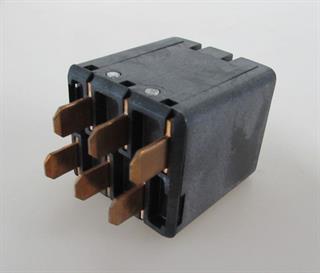 ik-industry/pd/schneider-electric-lualf1-limiter-isolator-tesys-u-036726-top-zustand-59337-2.jpg