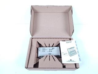 ik-industry/pd/schneider-electric-tsx-momentum-170int11000-communication-adapter-unused-und-ovp-80148-3.jpg