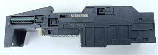 ik-industry/pd/siemens-6es7-138-4fb04-0ab0-modul-6es7-193-4cf50-0aa0-sockel-top-zustand-62458-4.jpg