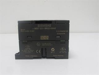 ik-industry/pd/siemens-6es7-221-1bf22-0xa0-em-221-di-8x24vdc-15-30v-e-stand-04-top-zustand-76729-4.jpg