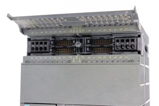 ik-industry/pd/siemens-6es7-313-6cf03-0ab0-6es7313-6cf03-0ab0-cpu313c-2-dp-tested-top-zustand-56102-5.jpg