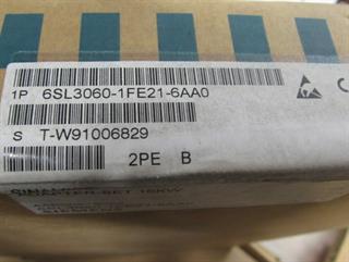 ik-industry/pd/siemens-6sl3060-1fe21-6aa0-adapter-set-16-kw-netzfilter-unbenutzt-ovp-74335-7.jpg