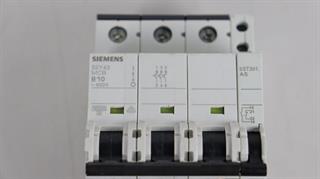 ik-industry/pd/siemens-leistungsschalter-5sy43-mcb-b10-5st301as-top-zustand-61100-3.jpg