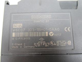 ik-industry/pd/siemens-s7-6es7-323-1bh01-0aa0-sm323-estand2-top-zustand-65962-4.jpg