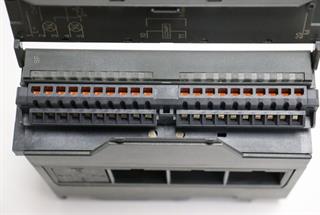 ik-industry/pd/siemens-s7-6es7-331-7kb01-0ab0-sm331-ai-2x12bit-e-stand-03-top-zustand-55064-3.jpg