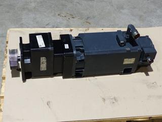 ik-industry/pd/siemens-servomotor-1ph8107-1dg03-0ce1-9000min-max-60a-c30200031me30-top-zustand-64429-1.jpg