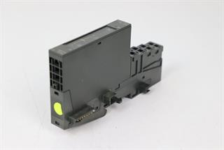 ik-industry/pd/siemens-simatic-s7-6es7-138-4ca01-0aa0-pm-e-dc24v-tm-e15c24-01-top-zustand-56531-2.jpg