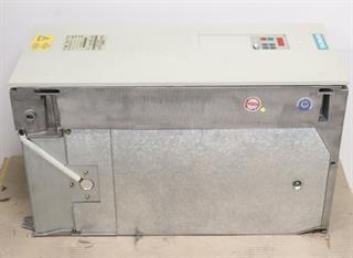 ik-industry/pd/siemens-simovert-mc-p2-6se7024-7td71-z-cupm-adb-e-st-a-tested-und-top-zustand-61509-2.jpg