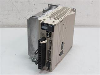 ik-industry/pd/yaskawa-servo-drive-servodrive-sgdv-3r5d15a-1kw-35a-400v-unbenutzt-ovp-72281-7.jpg