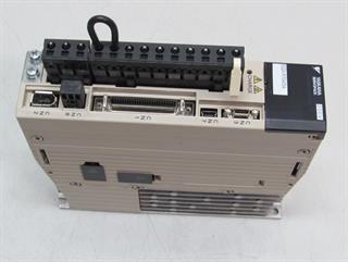 ik-industry/pd/yaskawa-servopack-sgdv-r70a05a-50w-066a-230v-unbenutzt-ovp-72302-4.jpg